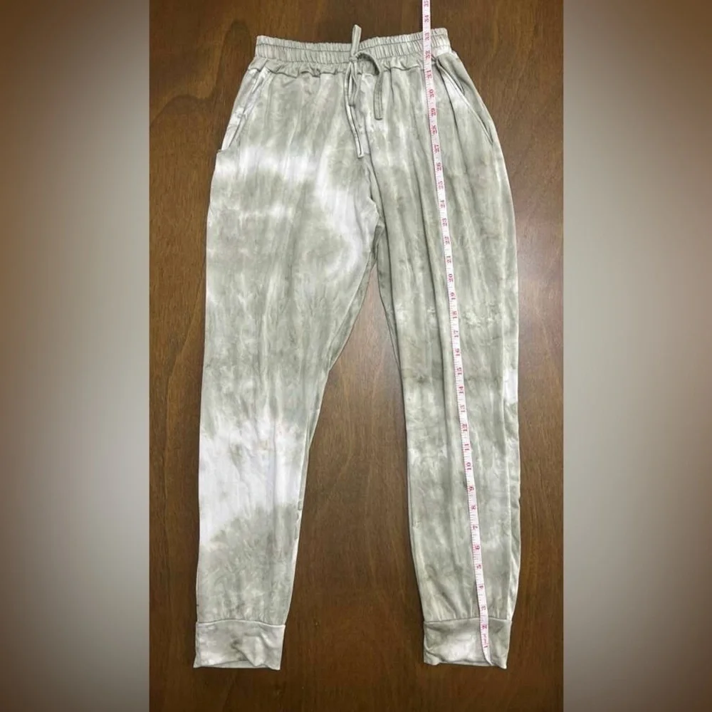Pant And Sweater Matching Set, Light Green, Size Small (0448)